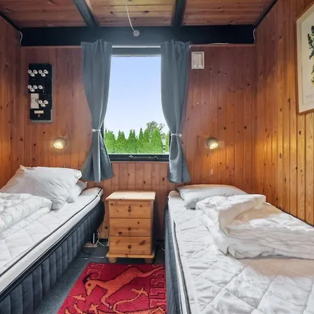 Dom wakacyjny Morten - 120m From The Sea By Interhome Rønne
